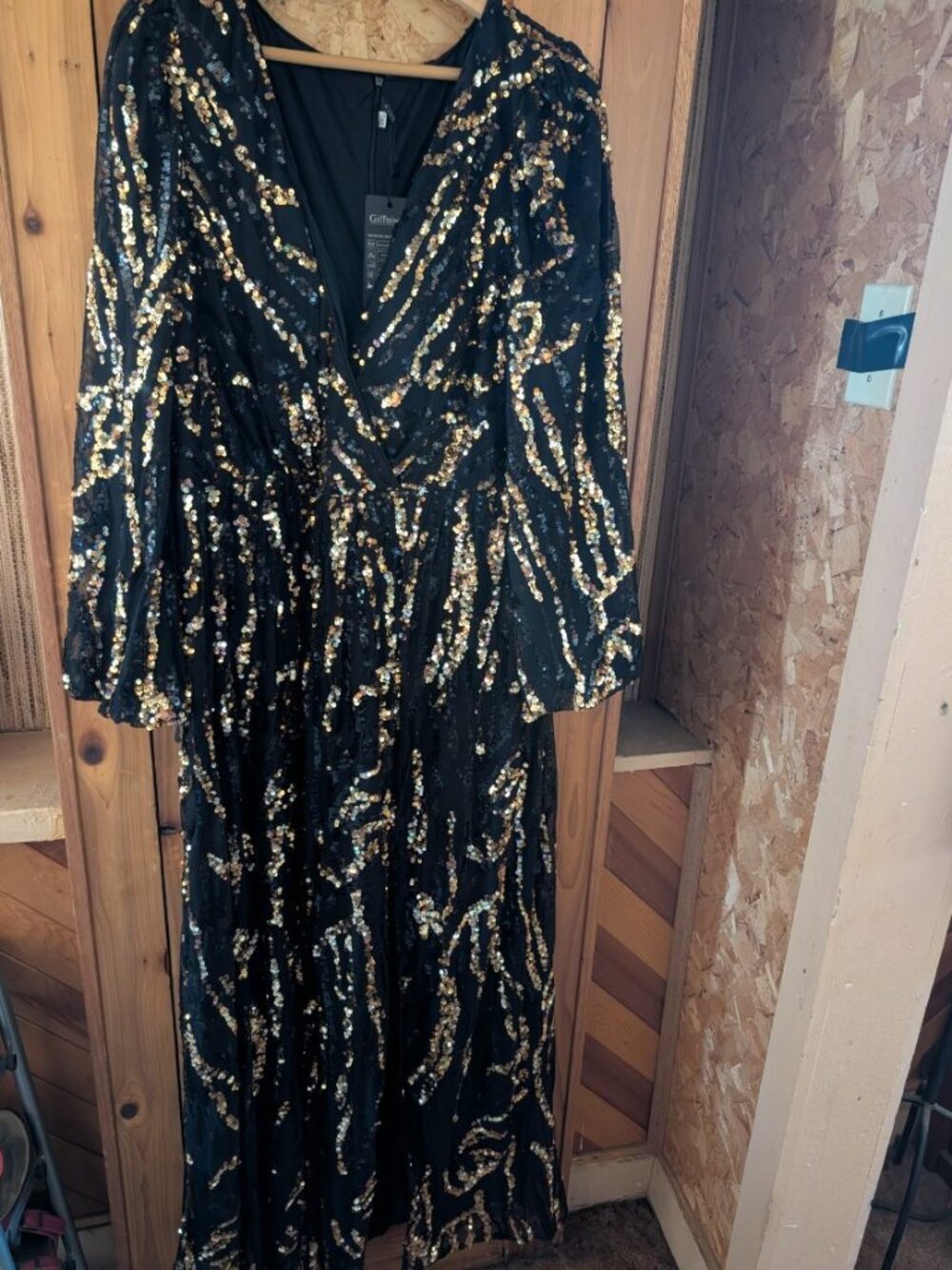Giffniseti Evening Gown with Sequins